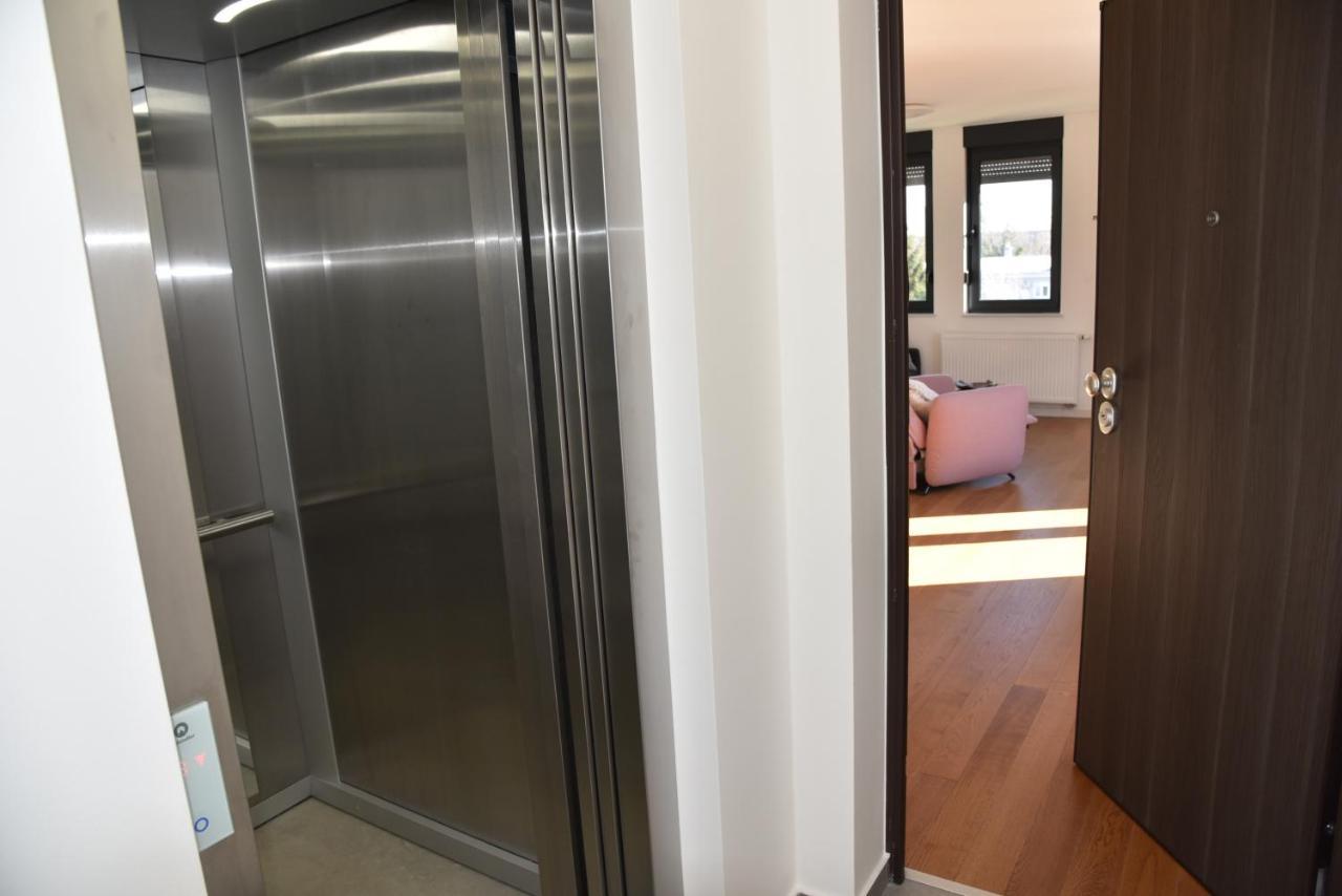 4-Star Zagreb Penthouse Leilighet Eksteriør bilde
